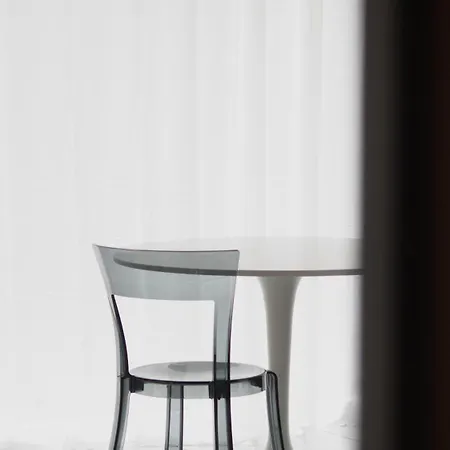 Black & White & - Sauna & Jacuzzi Appartement Gif-sur-Yvette