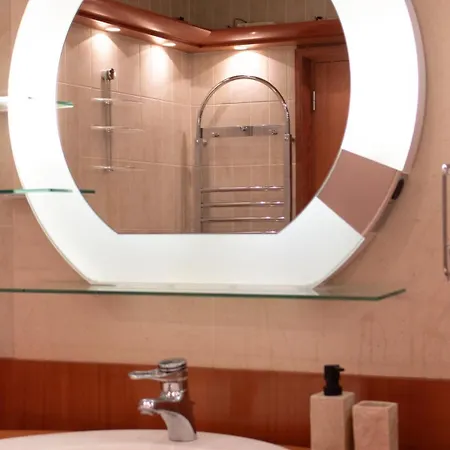 Appartement Black & White & - Sauna & Jacuzzi *